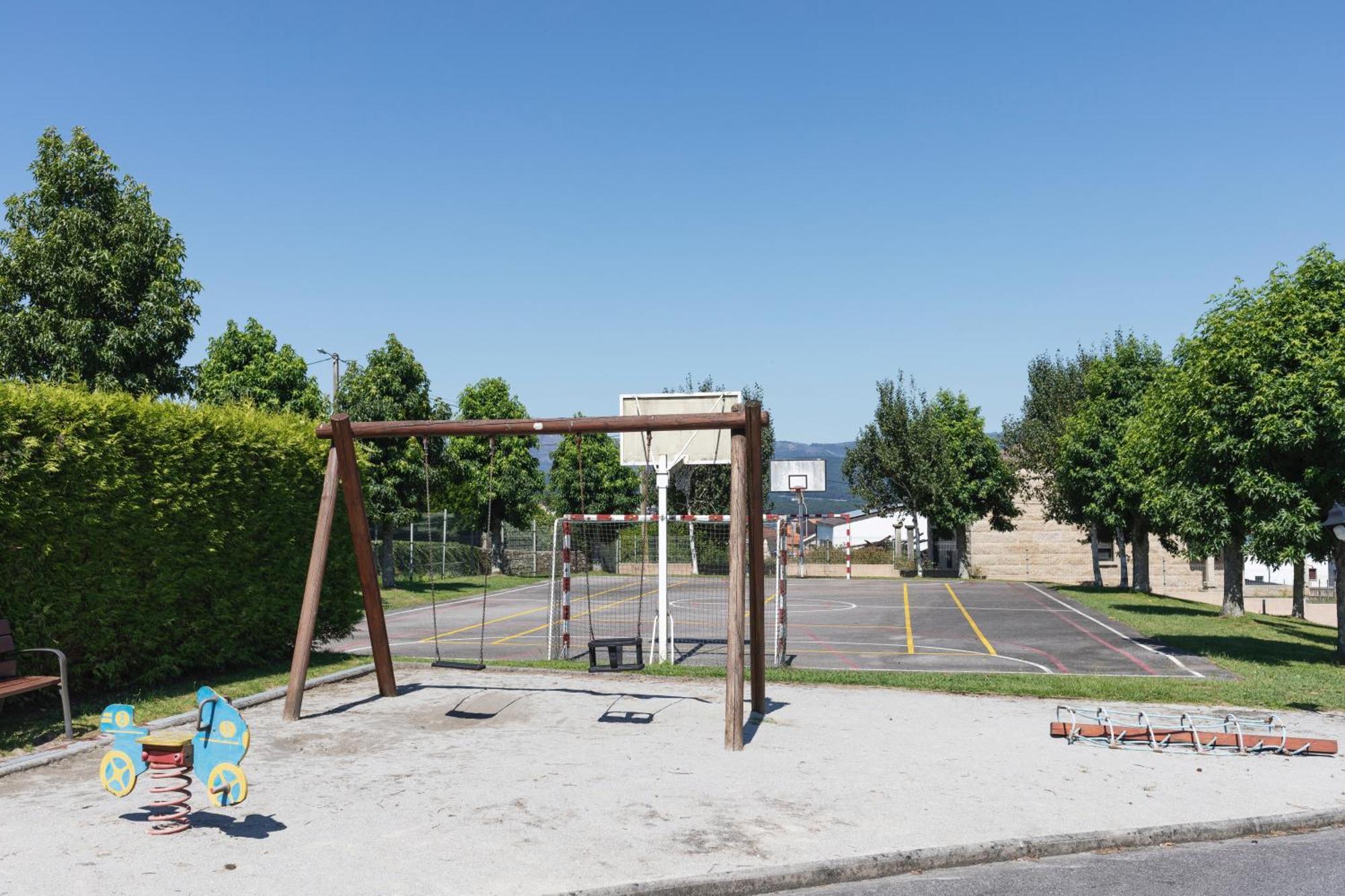 Appartamento Baruhaus Piscina Y Parking Rianxo Rianjo Esterno foto